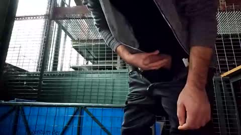 Snapshot of sucherealetreffen chatting on 01-17-25, 03:43 sucherealetreffen online show from 01-17-25, 03:43