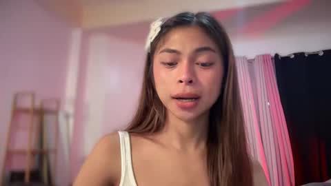 Snapshot of suckablechick chatting on 09-30-25, 12:59 Marry online show from 09-30-25, 12:59