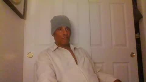 SUCKITU812 online show from 11-05-25, 07:30