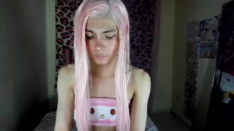Snapshot of sue_krous chatting on 06-14-26, 10:28 sue online show from 06-14-26, 10:28