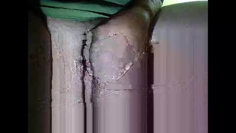 Snapshot of suesser0009 chatting on 10-08-25, 11:08 Martin sweetboy online show from 10-08-25, 11:08