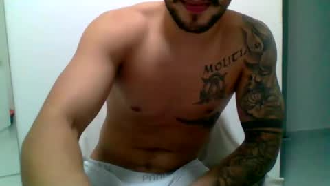 Snapshot of suetsemsay chatting on 10-24-25, 04:42 suetsemsay online show from 10-24-25, 04:42