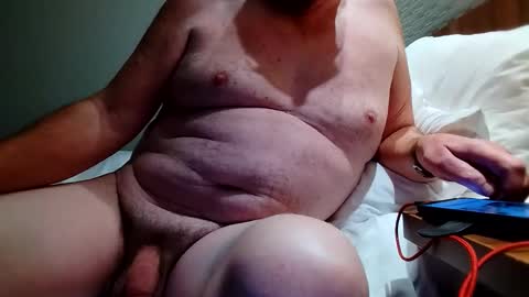 Snapshot of suffolkboy4 chatting on 11-21-25, 07:23 suffolkboy4 online show from 11-21-25, 07:23