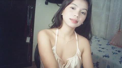 Rosiee online show from 05-27-26, 07:00