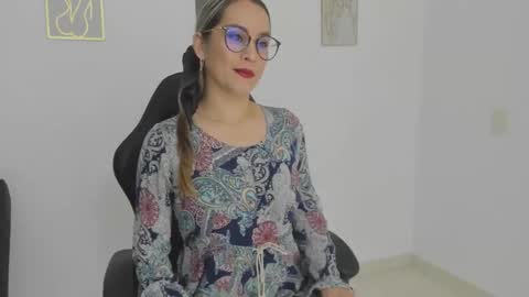 sugar_milff online show from 01-08-26, 01:46