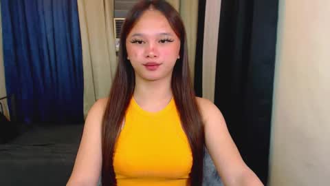 Snapshot of sugar_munch chatting on 02-13-25, 06:05 Cheska online show from 02-13-25, 06:05