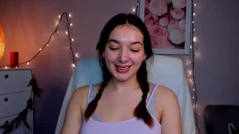 Snapshot of sugar_xmegan chatting on 12-23-24, 06:16 Megan online show from 12-23-24, 06:16