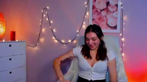 Snapshot of sugar_xmegan chatting on 01-08-25, 02:46 Megan online show from 01-08-25, 02:46