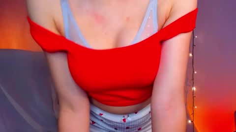 Snapshot of sugar_xmegan chatting on 01-09-25, 06:36 Megan online show from 01-09-25, 06:36