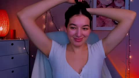 Snapshot of sugar_xmegan chatting on 01-19-25, 01:33 Megan online show from 01-19-25, 01:33