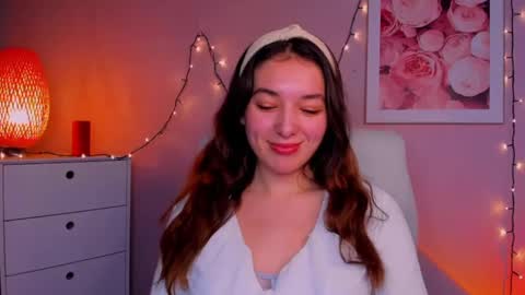 Snapshot of sugar_xmegan chatting on 01-22-25, 05:59 Megan online show from 01-22-25, 05:59