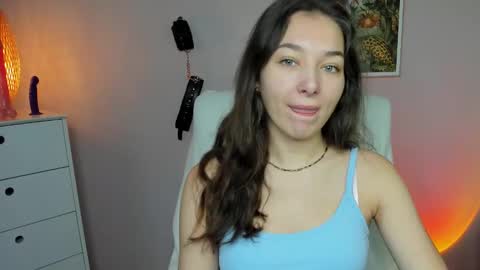 Snapshot of sugar_xmegan chatting on 09-17-25, 05:53 Megan online show from 09-17-25, 05:53