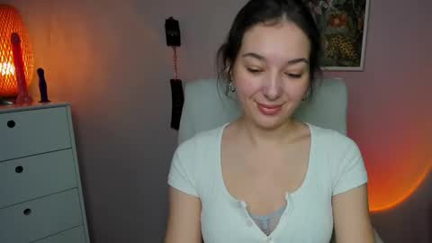 Snapshot of sugar_xmegan chatting on 09-22-25, 06:37 Megan online show from 09-22-25, 06:37