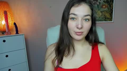 Snapshot of sugar_xmegan chatting on 10-21-25, 06:47 Megan online show from 10-21-25, 06:47