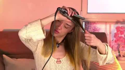 Snapshot of sugarskye chatting on 02-12-26, 07:14 sugarskye online show from 02-12-26, 07:14