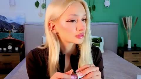 sugarwhisper online show from 03-04-26, 10:10