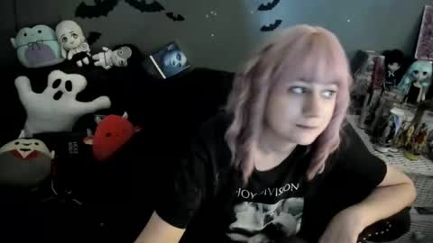 Sugary online show from 12-22-25, 05:15