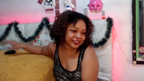 Snapshot of suggabrown_ chatting on 01-03-25, 02:21 suggabrown_ online show from 01-03-25, 02:21