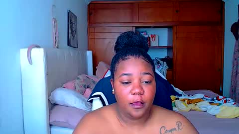 Snapshot of suggarbaby1 chatting on 10-05-25, 07:23 Cami Back in 2 hours online show from 10-05-25, 07:23