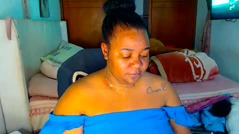 Snapshot of suggarbaby1 chatting on 11-23-25, 07:52 Cami Back in 2 hours online show from 11-23-25, 07:52