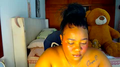 Snapshot of suggarbaby1 chatting on 11-26-25, 06:36 Cami Back in 2 hours online show from 11-26-25, 06:36