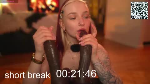 Snapshot of suk_ki chatting on 07-15-26, 07:02 Lika ginger Jessy blond online show from 07-15-26, 07:02