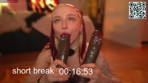 Snapshot of suk_ki chatting on 07-19-26, 06:17 Lika ginger Jessy blond online show from 07-19-26, 06:17