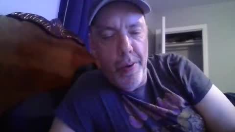 Snapshot of sullydog48 chatting on 11-16-25, 03:01 Sully online show from 11-16-25, 03:01