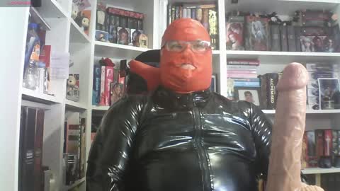 Snapshot of sumisolatex chatting on 04-17-26, 04:32 Sumisolatex online show from 04-17-26, 04:32