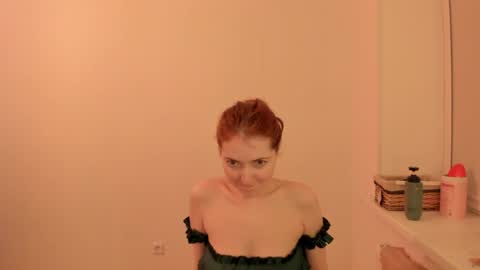 Summer Preston online show from 03-31-26, 06:41