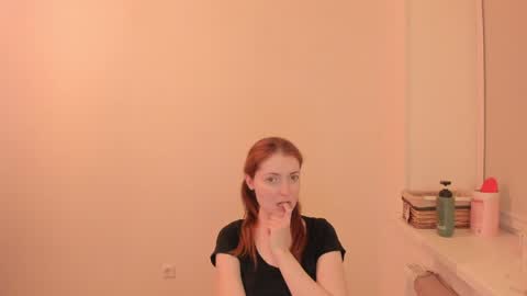 Summer Preston online show from 04-11-26, 07:18