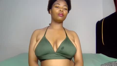 Snapshot of summer_tee chatting on 03-26-26, 06:02 summer online show from 03-26-26, 06:02