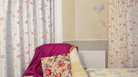 Snapshot of summerliza chatting on 01-09-25, 07:08 summerliza online show from 01-09-25, 07:08