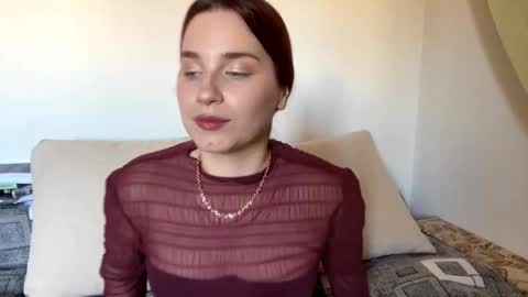 Snapshot of summermazzera chatting on 10-31-25, 11:11 Emily online show from 10-31-25, 11:11