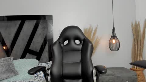 Summer online show from 02-18-25, 02:27