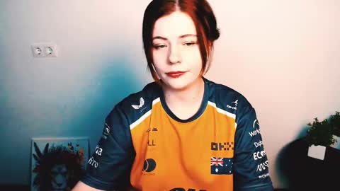 Snapshot of sun_lovely chatting on 10-31-25, 02:40 Alexi online show from 10-31-25, 02:40