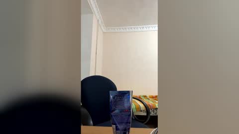 Olivia online show from 02-12-26, 06:03