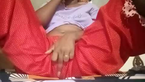 Snapshot of sunali_jain03 chatting on 05-24-26, 12:54 sunali_jain03 online show from 05-24-26, 12:54
