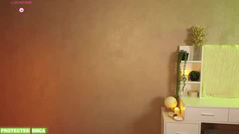 Tina. Im topless model  online show from 01-06-26, 04:54