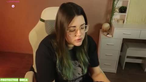 Tina. Im topless model  online show from 01-14-26, 11:38