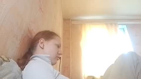 Snapshot of sungpiggott chatting on 06-21-26, 10:18 sungpiggott online show from 06-21-26, 10:18