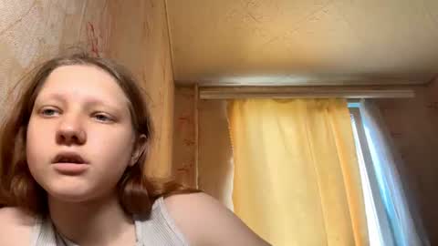 Snapshot of sungpiggott chatting on 07-12-26, 12:18 sungpiggott online show from 07-12-26, 12:18