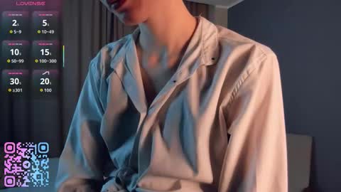 Kiki online show from 03-08-26, 01:14