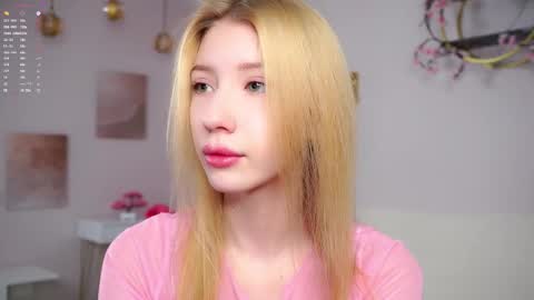 Snapshot of sunnmoonn chatting on 03-02-26, 02:57 Lily online show from 03-02-26, 02:57