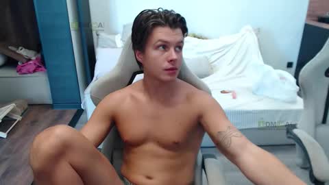 Alice and Sergey online show from 10-12-25, 07:18