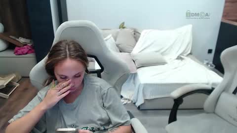 Alice and Sergey online show from 10-16-25, 07:53