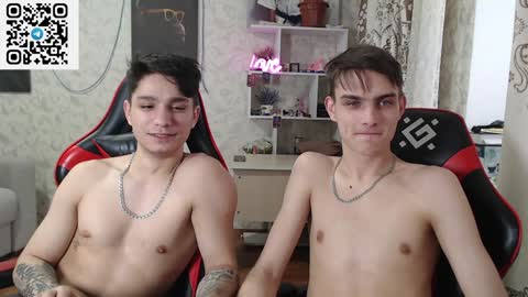 Snapshot of sunny_dan chatting on 01-29-25, 09:01 Dan online show from 01-29-25, 09:01