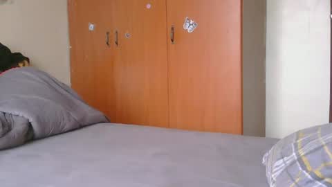 Sunny kitty25 online show from 06-24-26, 07:29