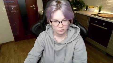 Snapshot of sunny_mood chatting on 08-09-26, 07:13 sunny mood online show from 08-09-26, 07:13