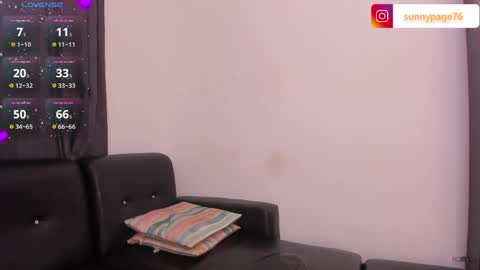 Snapshot of sunny_page chatting on 04-26-26, 04:43 Sunny Page online show from 04-26-26, 04:43
